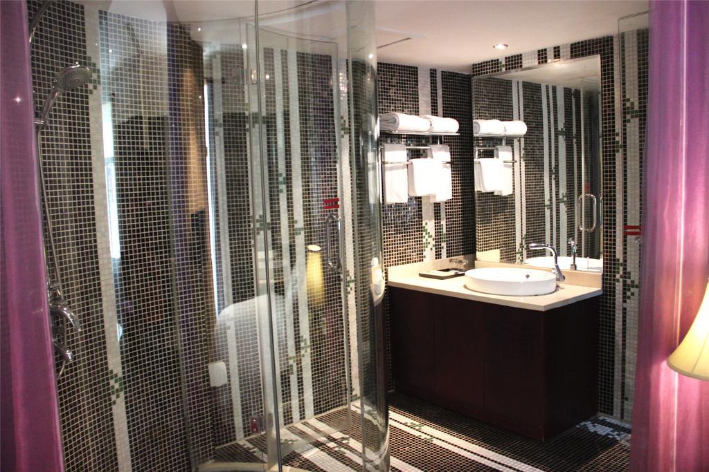 Manhattan Jinling Hotel Σανγκάη Εξωτερικό φωτογραφία